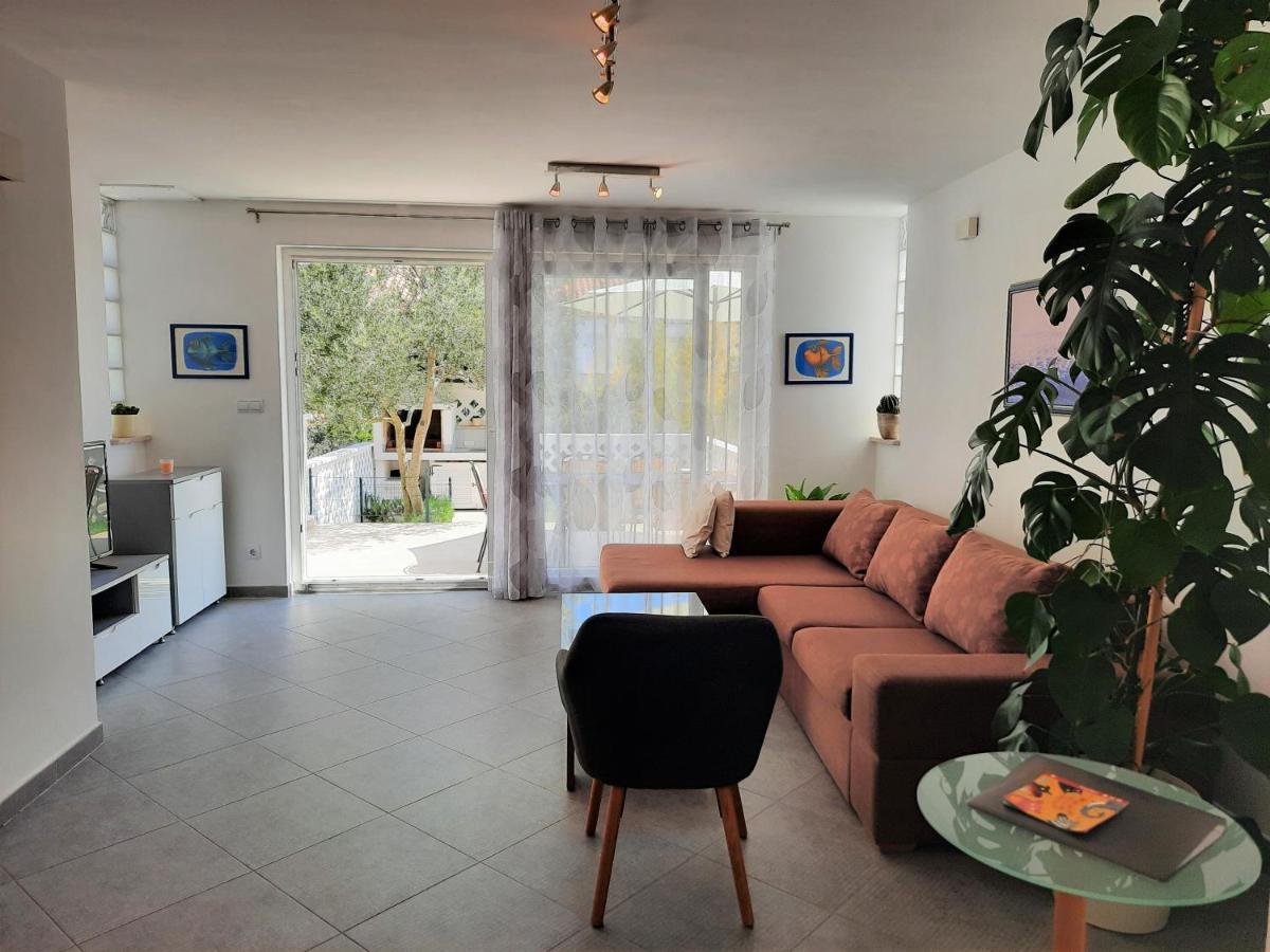 Apartment Mato Barbariga Esterno foto